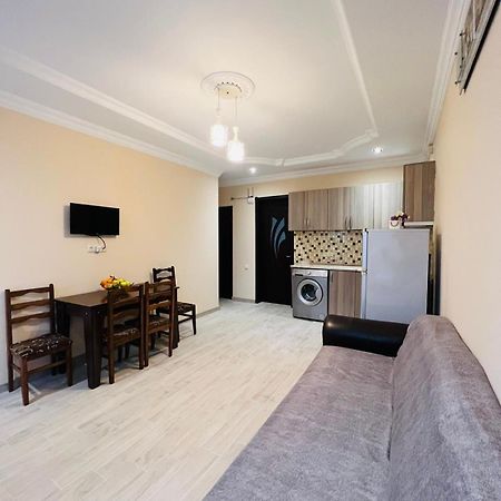 Aparthotel My Home 바투미 외부 사진