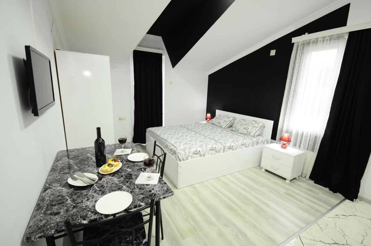 Aparthotel My Home 바투미 외부 사진