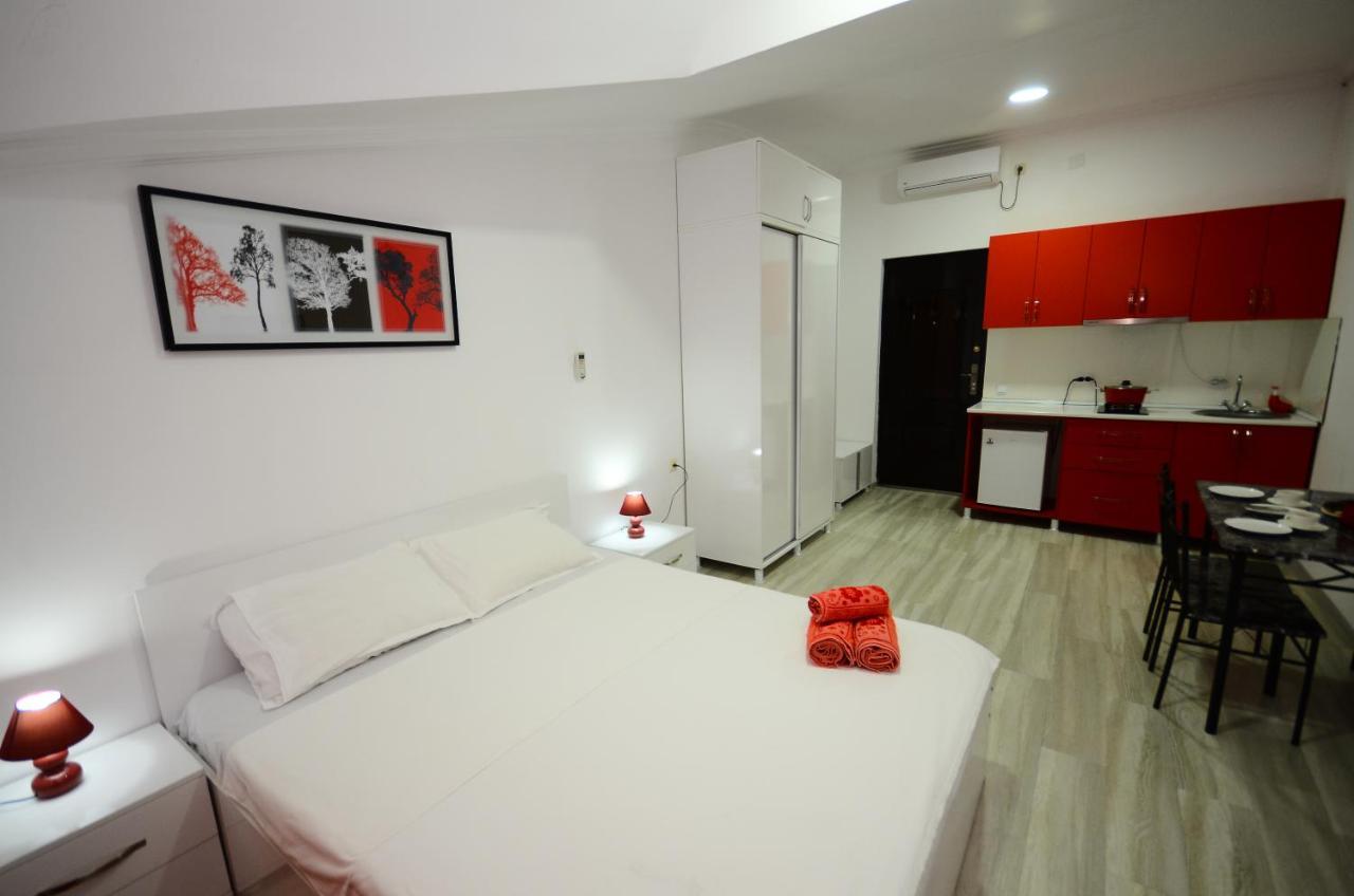 Aparthotel My Home 바투미 외부 사진