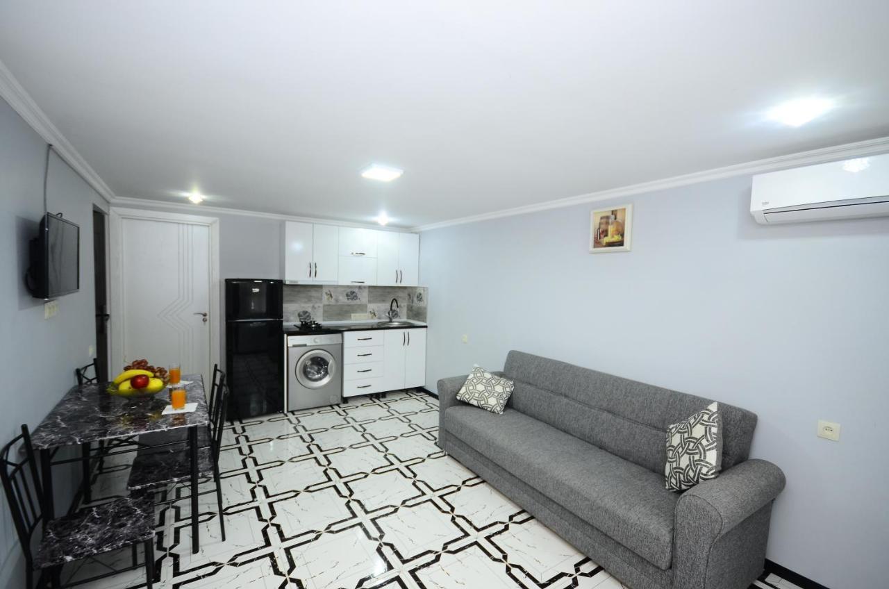 Aparthotel My Home 바투미 외부 사진