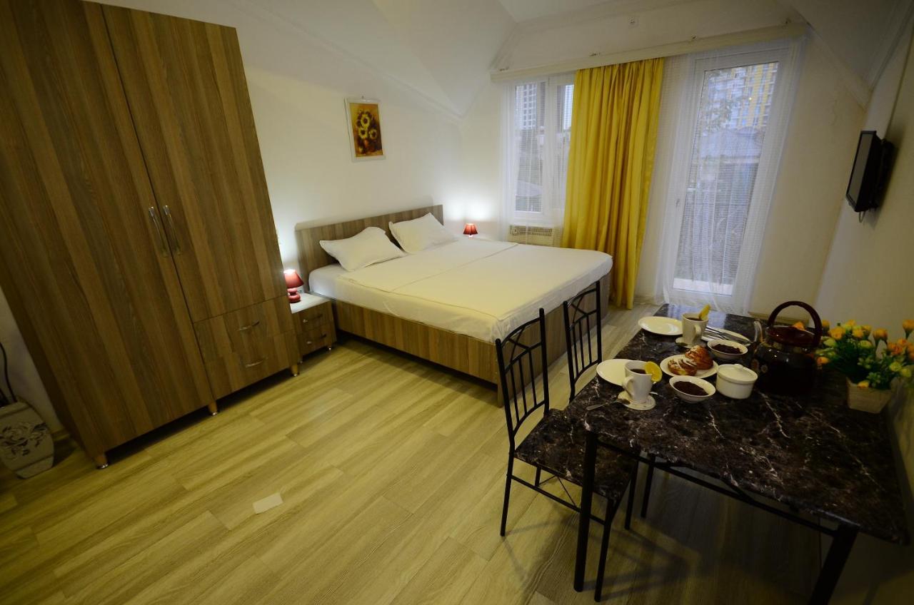 Aparthotel My Home 바투미 외부 사진
