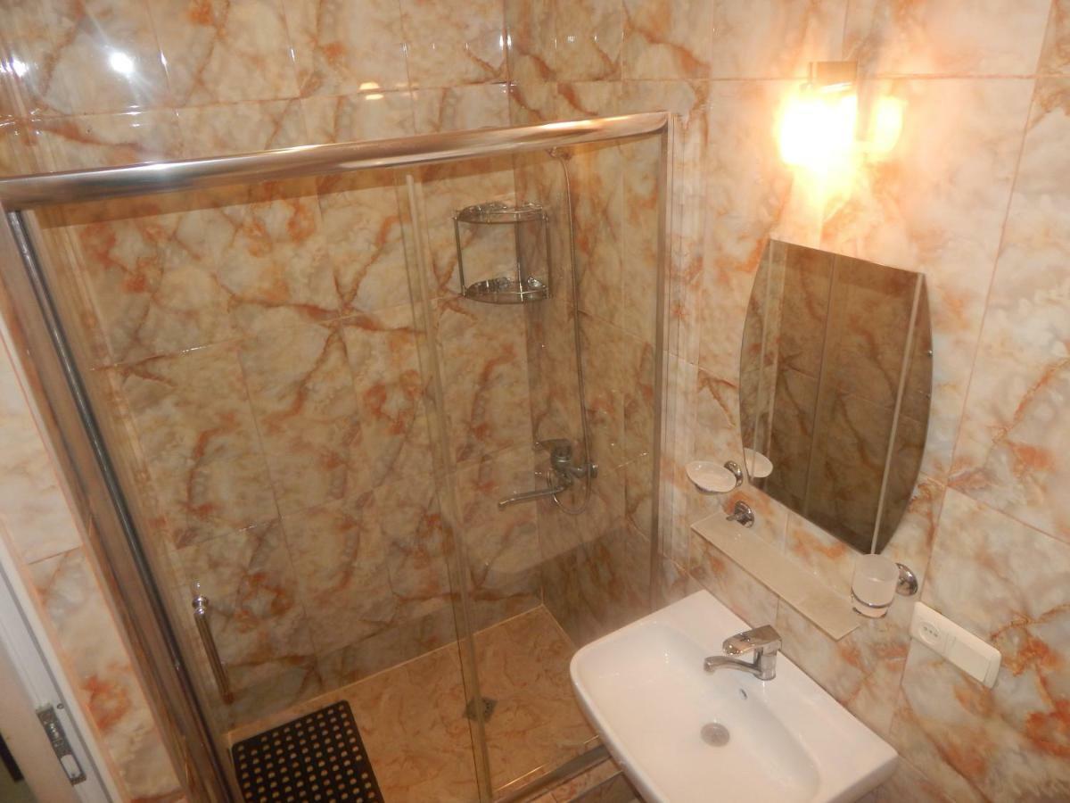 Aparthotel My Home 바투미 외부 사진